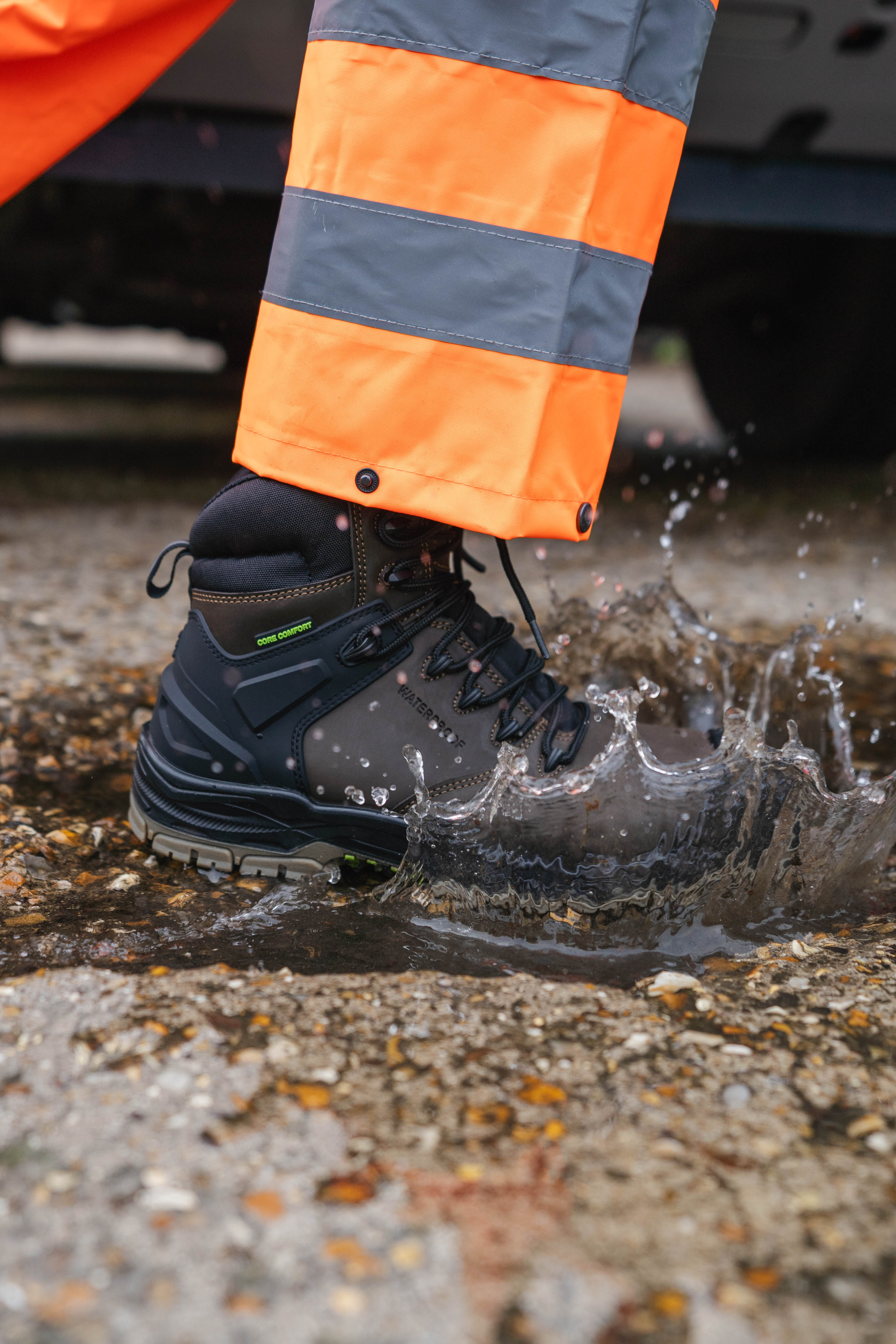 Apache - Mission 100% Non-Metallic Safety Boot with AN, HI, CI & ESD - - Customisable Footwear