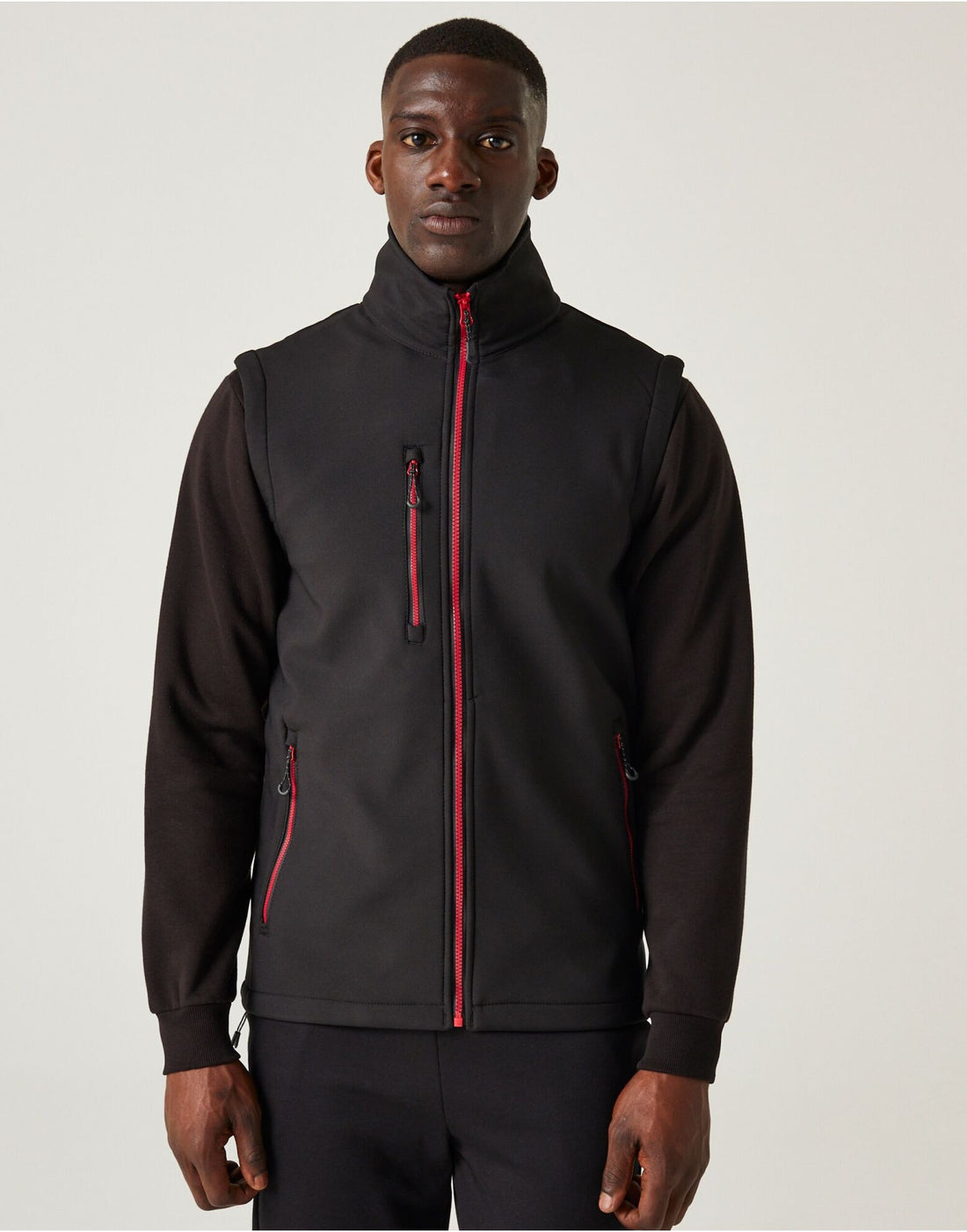 Regatta Professional Regatta Navigate 2L Softshell Bodywarmer TRA915 - Black Classic Red - Customisable Bodywarmers